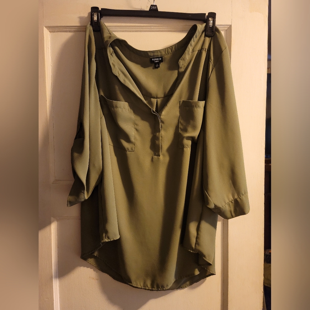Torrid size 3 Harper Georgette Top